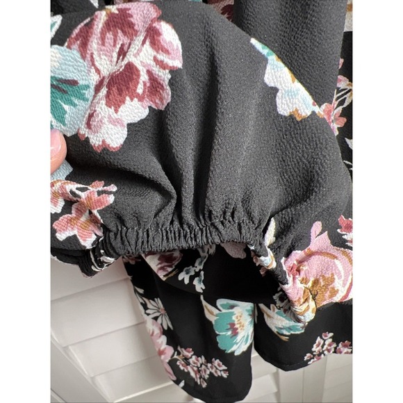 Altar'd State Floral Balloon Sleeve Tie Neck Tiered Babydoll Top Size Medium - Picture 5 of 9